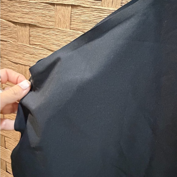 Nike Run Division Black Storm Fit Snap Button Lightweight Removeable Vest Size - Picture 3 of 7